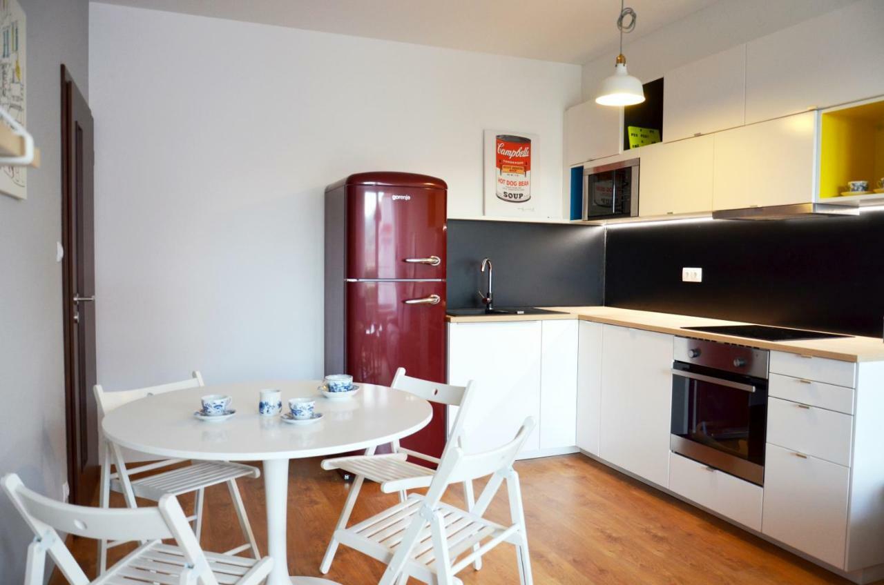 Brand New Apartment. Parking Spot Included! Bratislava Exterior photo